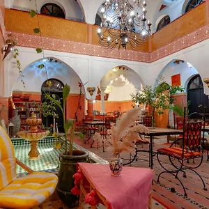 3* Riad Losra